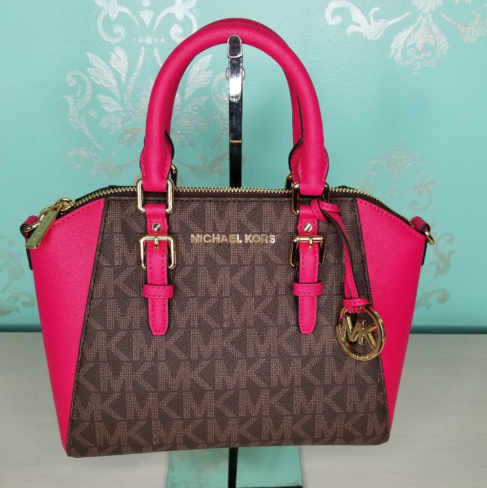 NWT Michael Kors Ciara Messenger Ultra Pink